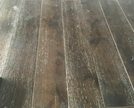 recomendación sobre el mantenimiento de pisos de madera dura en invierno 
